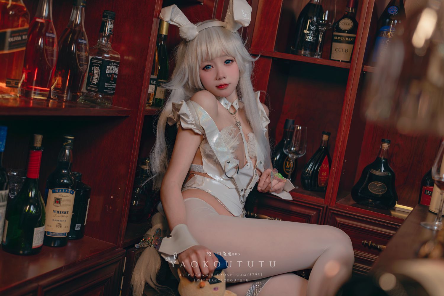 图片[2]-咬一口兔娘 恶毒酒吧-COS世界