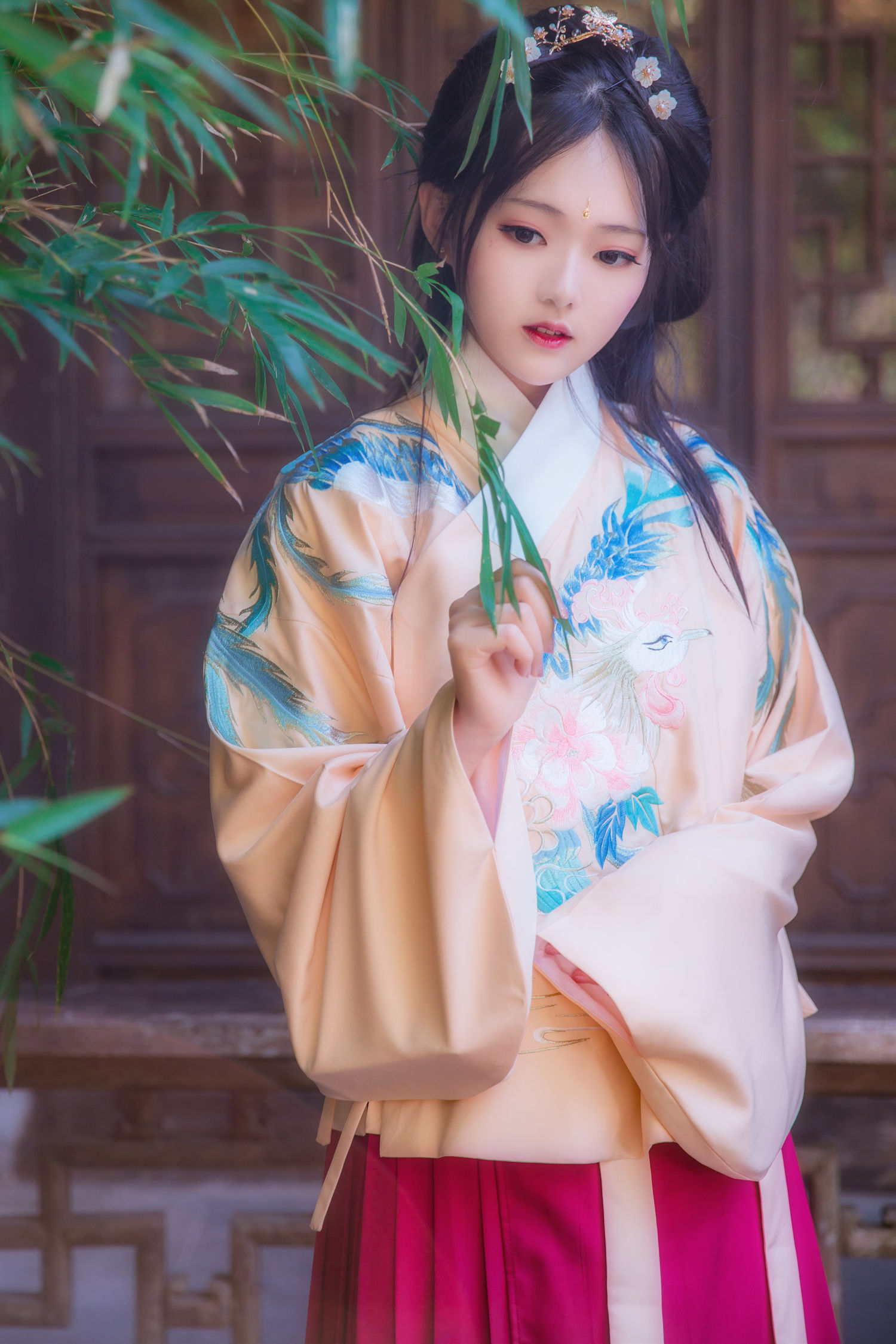 窈窕春色 发光唔-COS世界