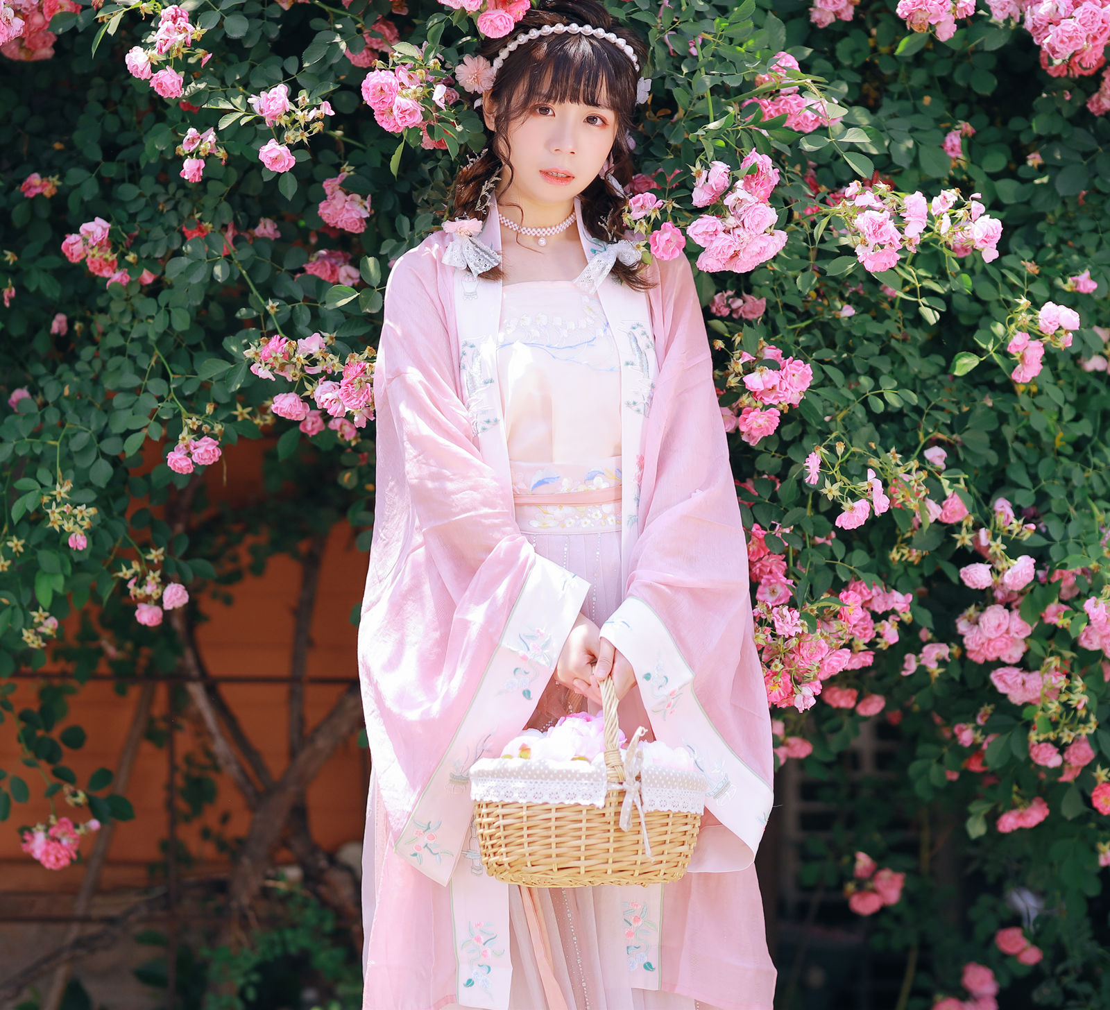 吻花香-COS世界