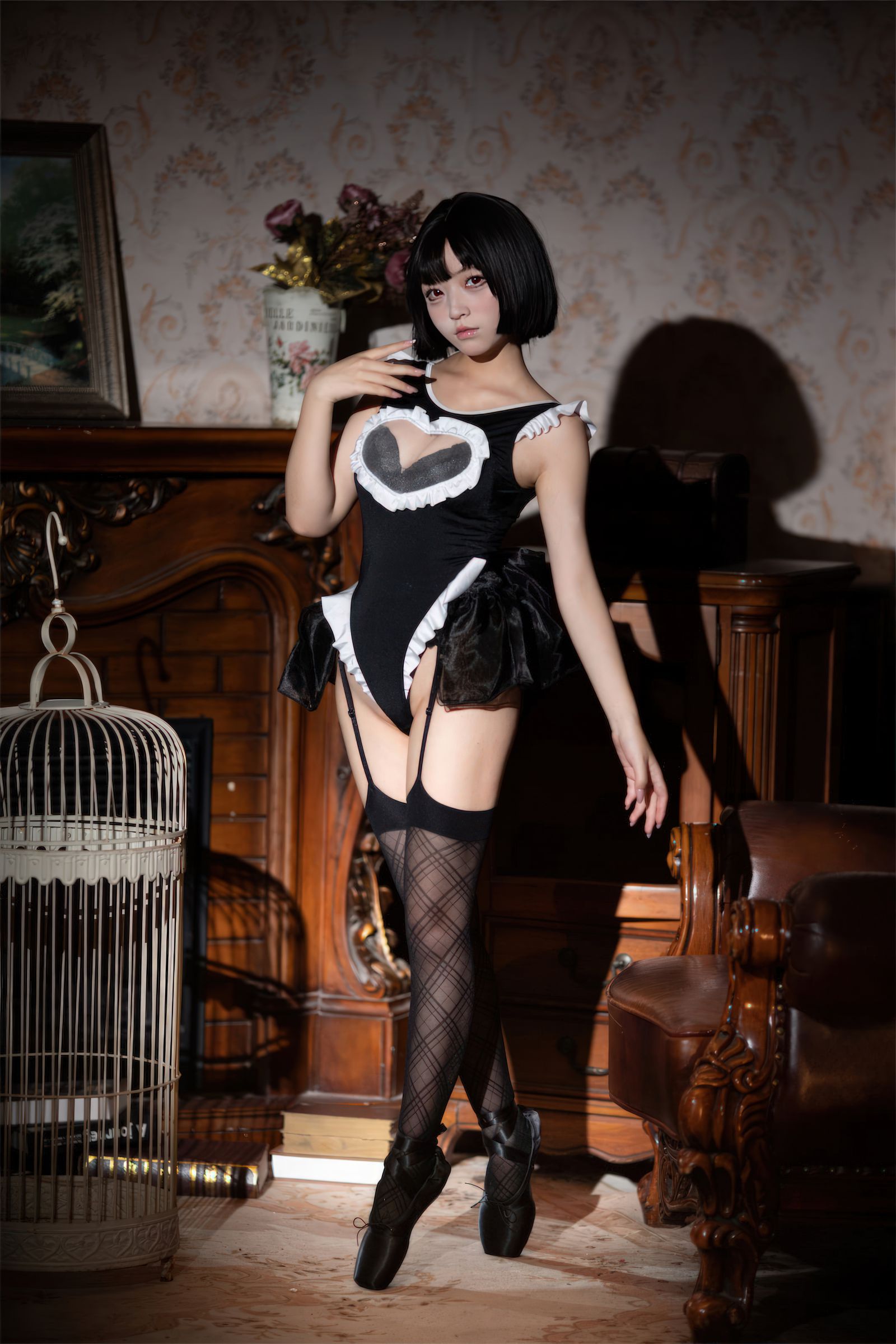 图片[2]-马戏团芭蕾 吊带袜高叉-COS世界