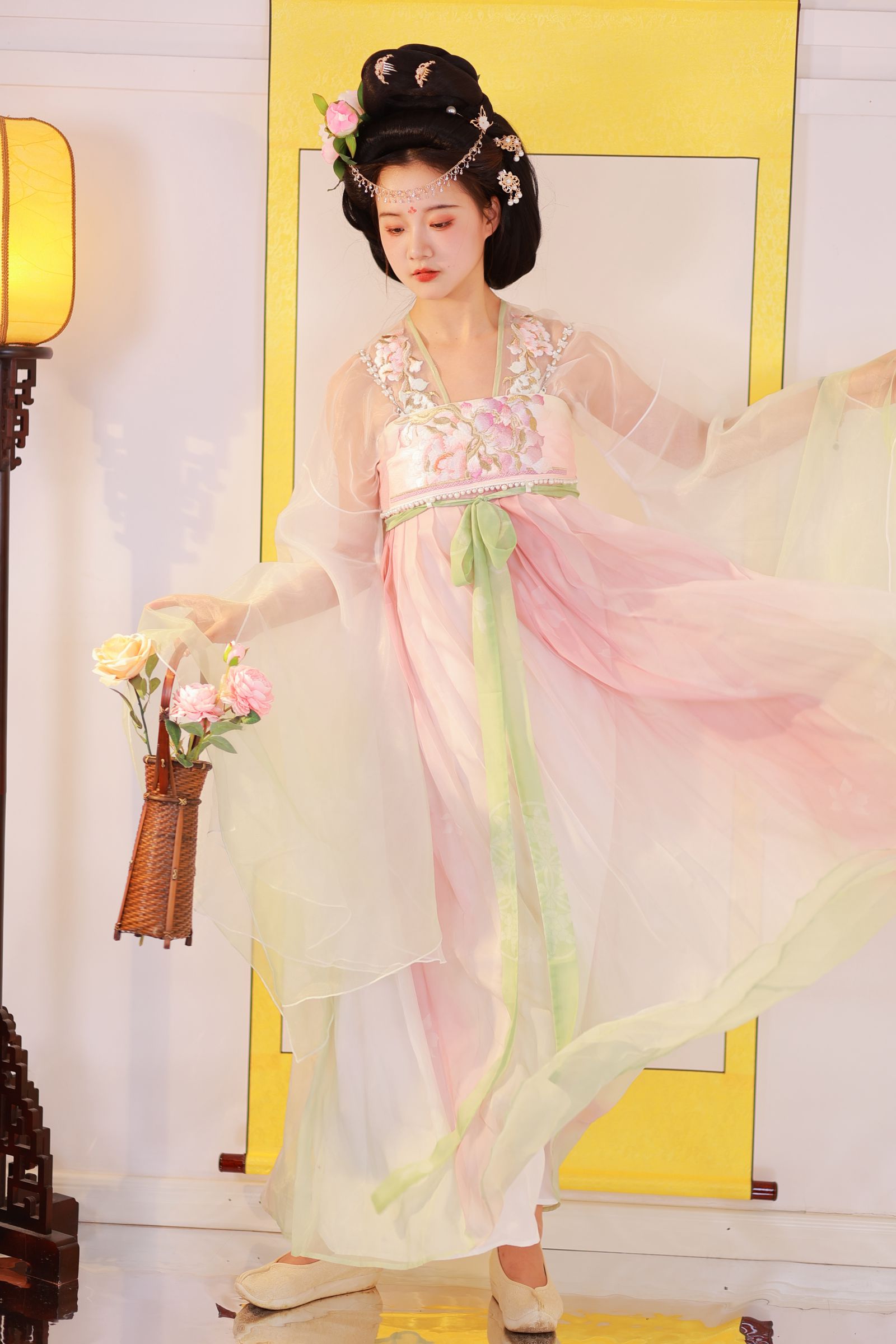 图片[4]-仕女图 柚二白白-COS世界