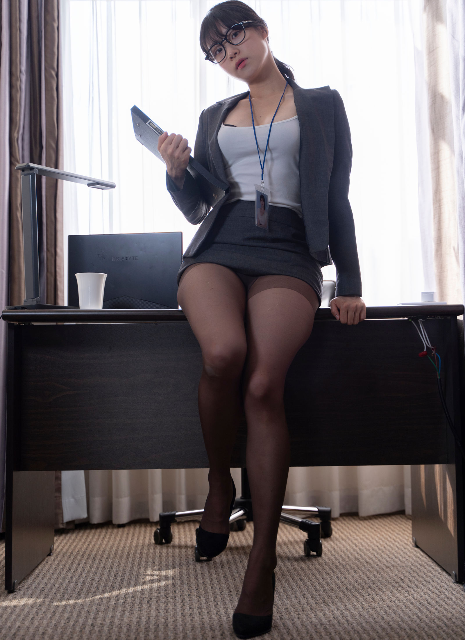 Pleasures in Office-COS世界