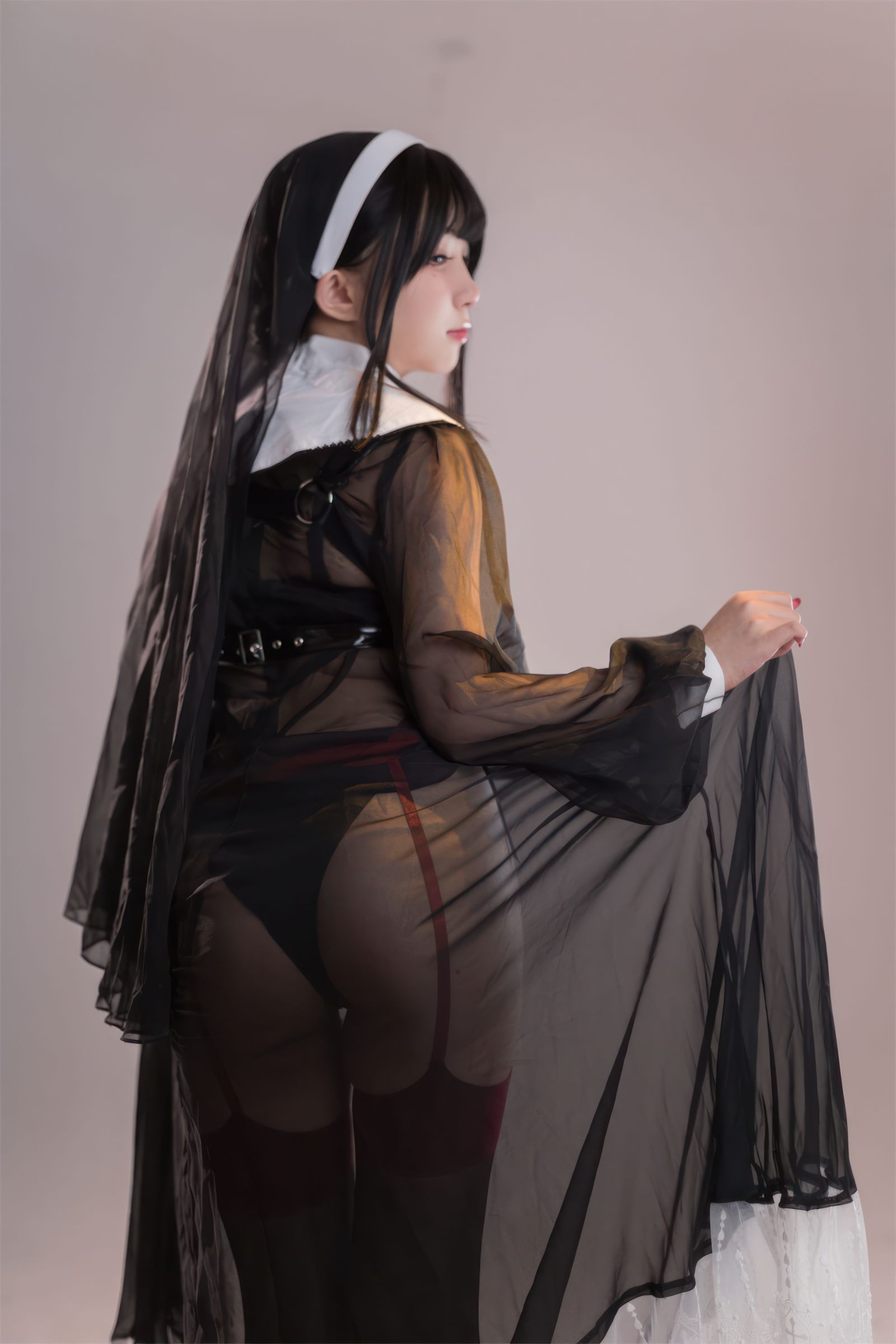 图片[3]-修女的忏悔室-COS世界