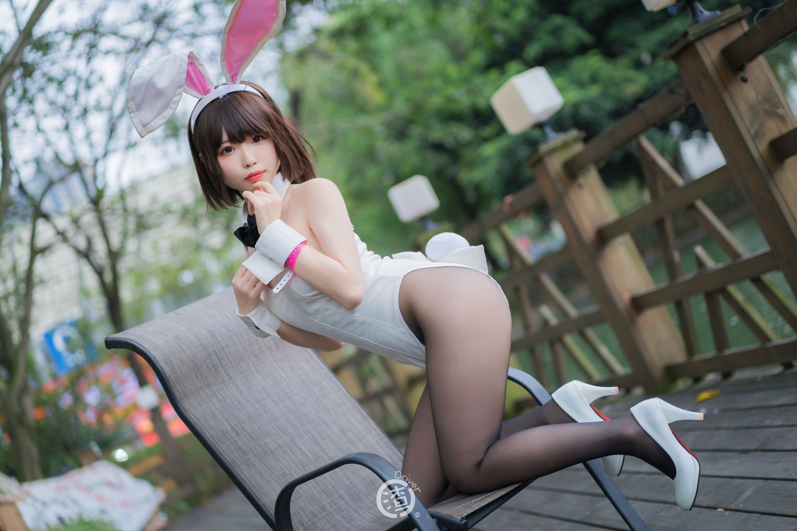 图片[4]-十万珍吱伏特 兔女郎-COS世界