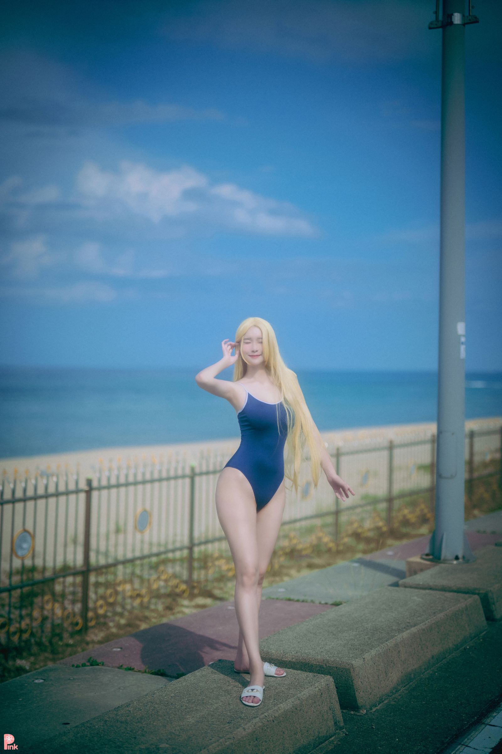 图片[3]-PINK RIBBON Ahrin Meet me in the summer-COS世界