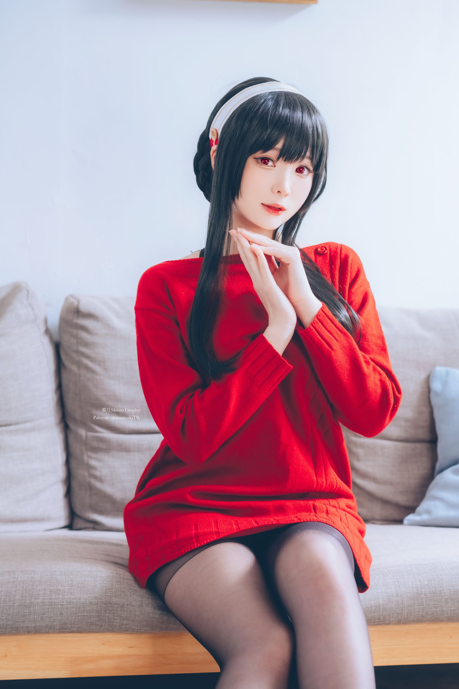 图片[2]-Yor Forger Red Sweater-COS世界