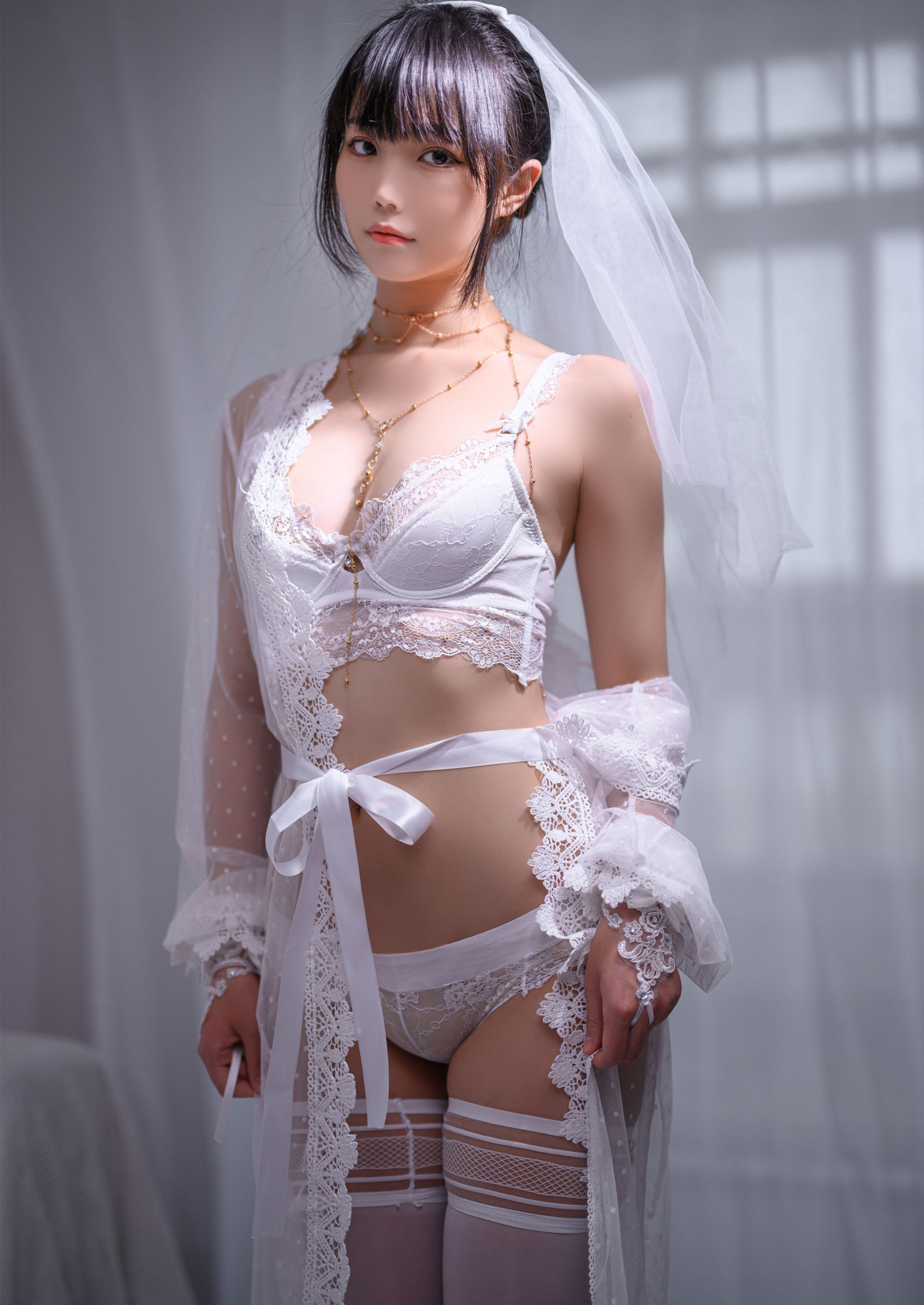 汪知子 婚纱-COS世界