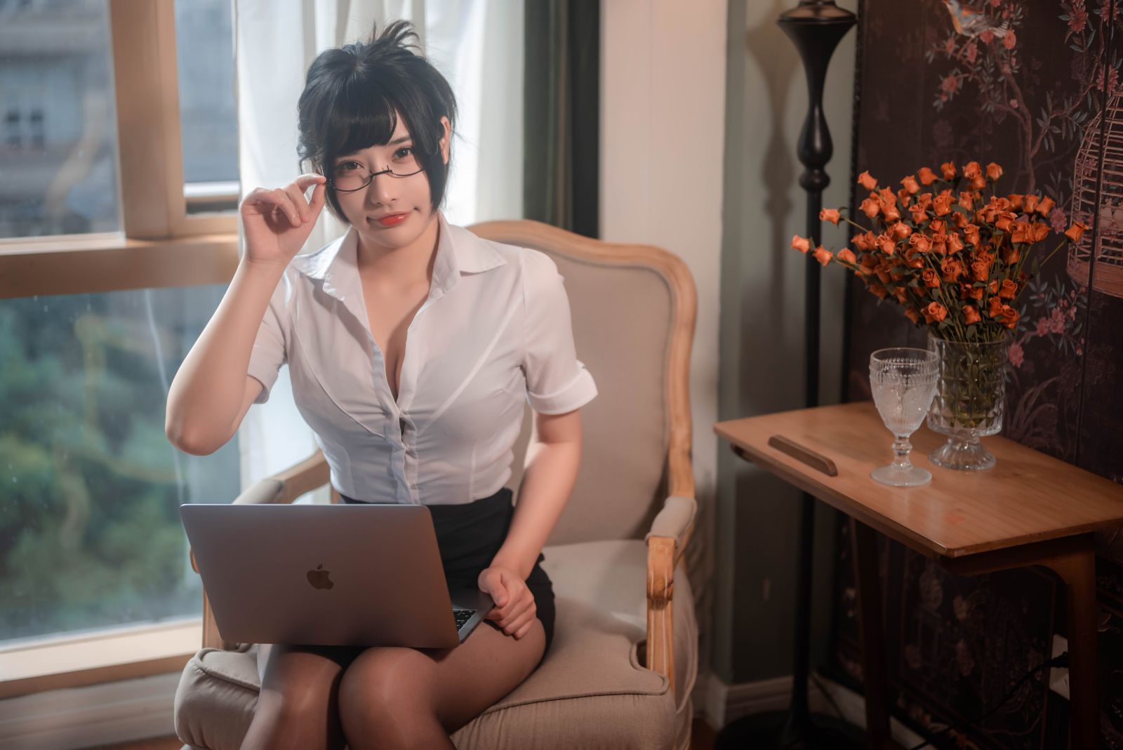 图片[3]-糖果果 室内油亮丝女职员-COS世界