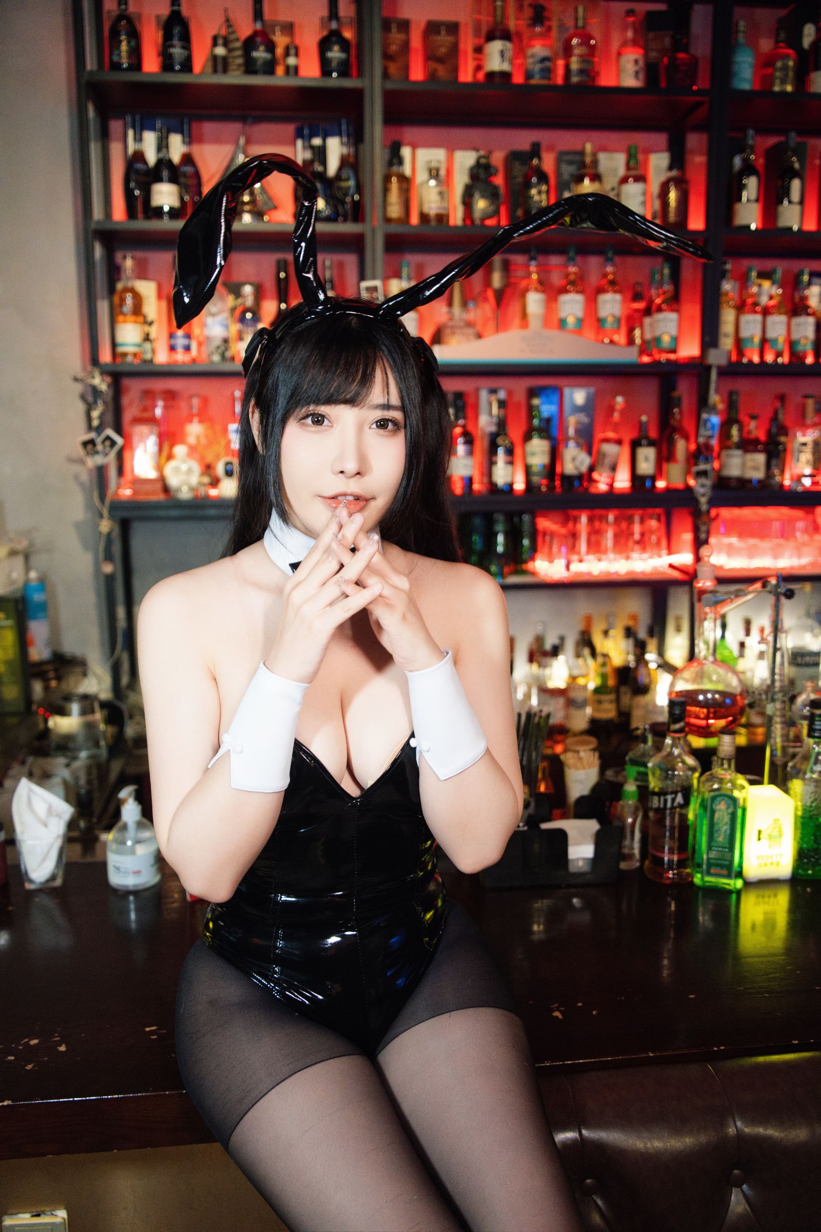 图片[4]-黑胶兔兔 夜店-COS世界