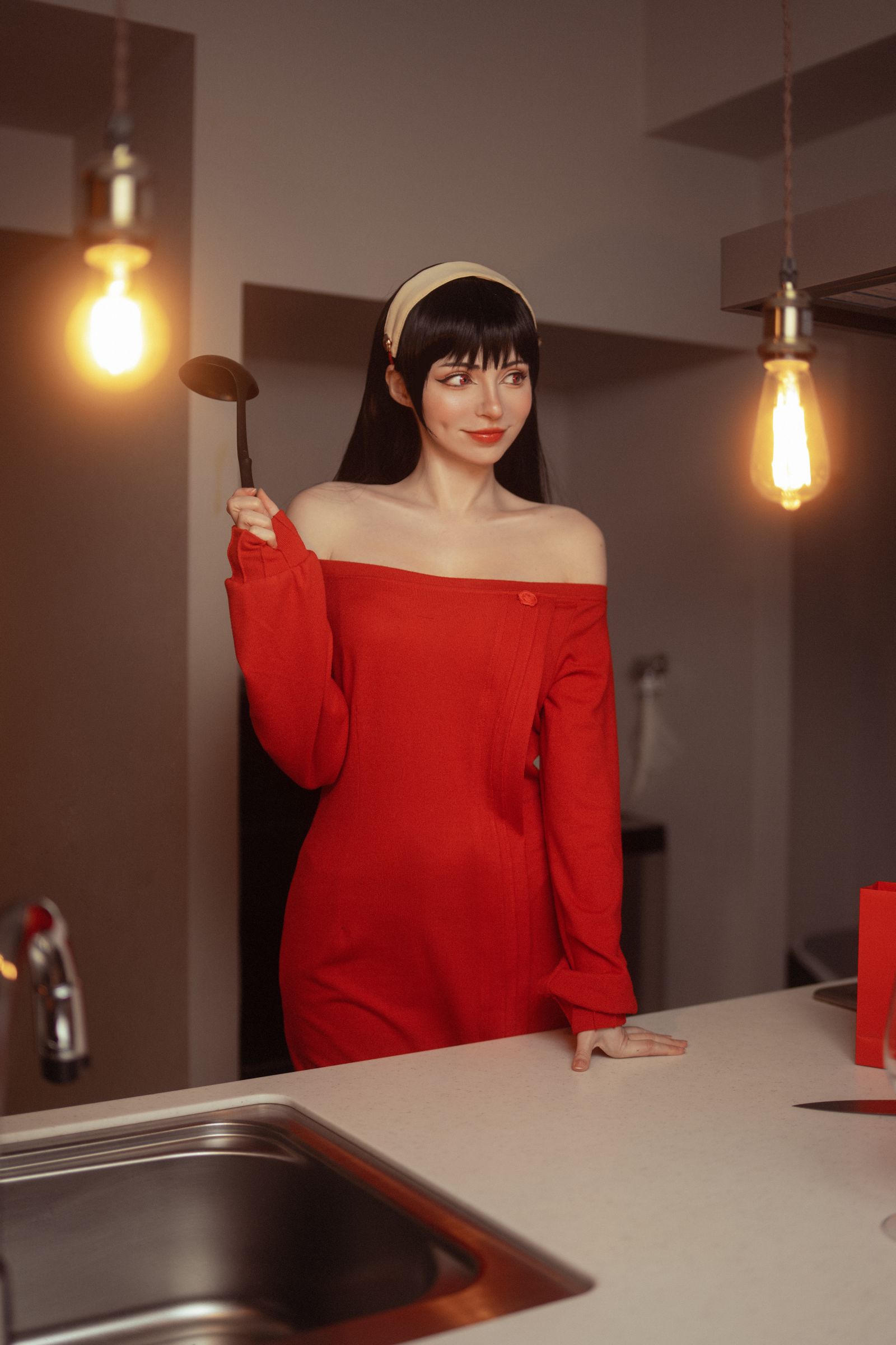 图片[4]-Peach milky Yor Forger Red Sweater-COS世界