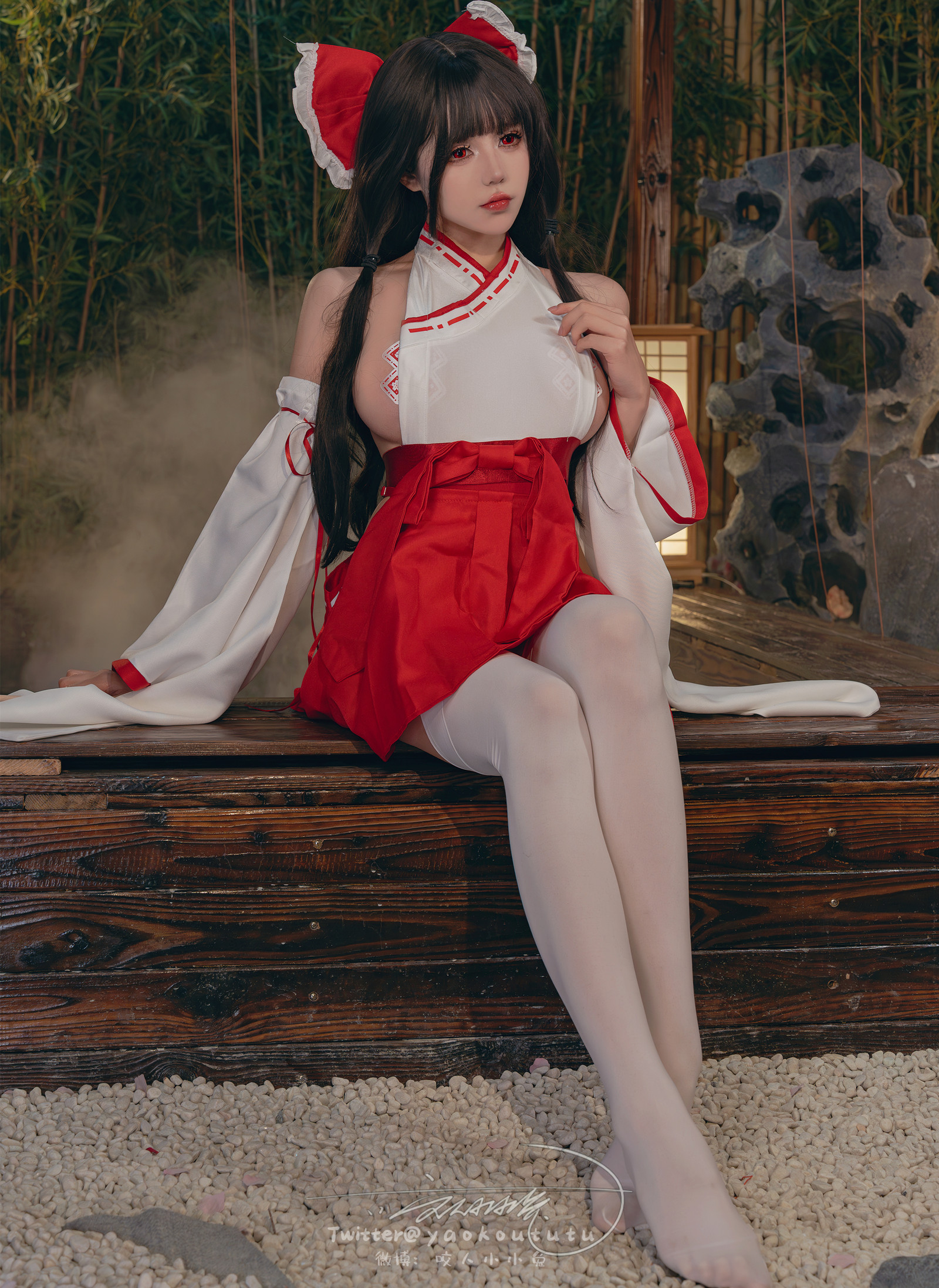 咬一口兔娘 狐之灵梦-COS世界