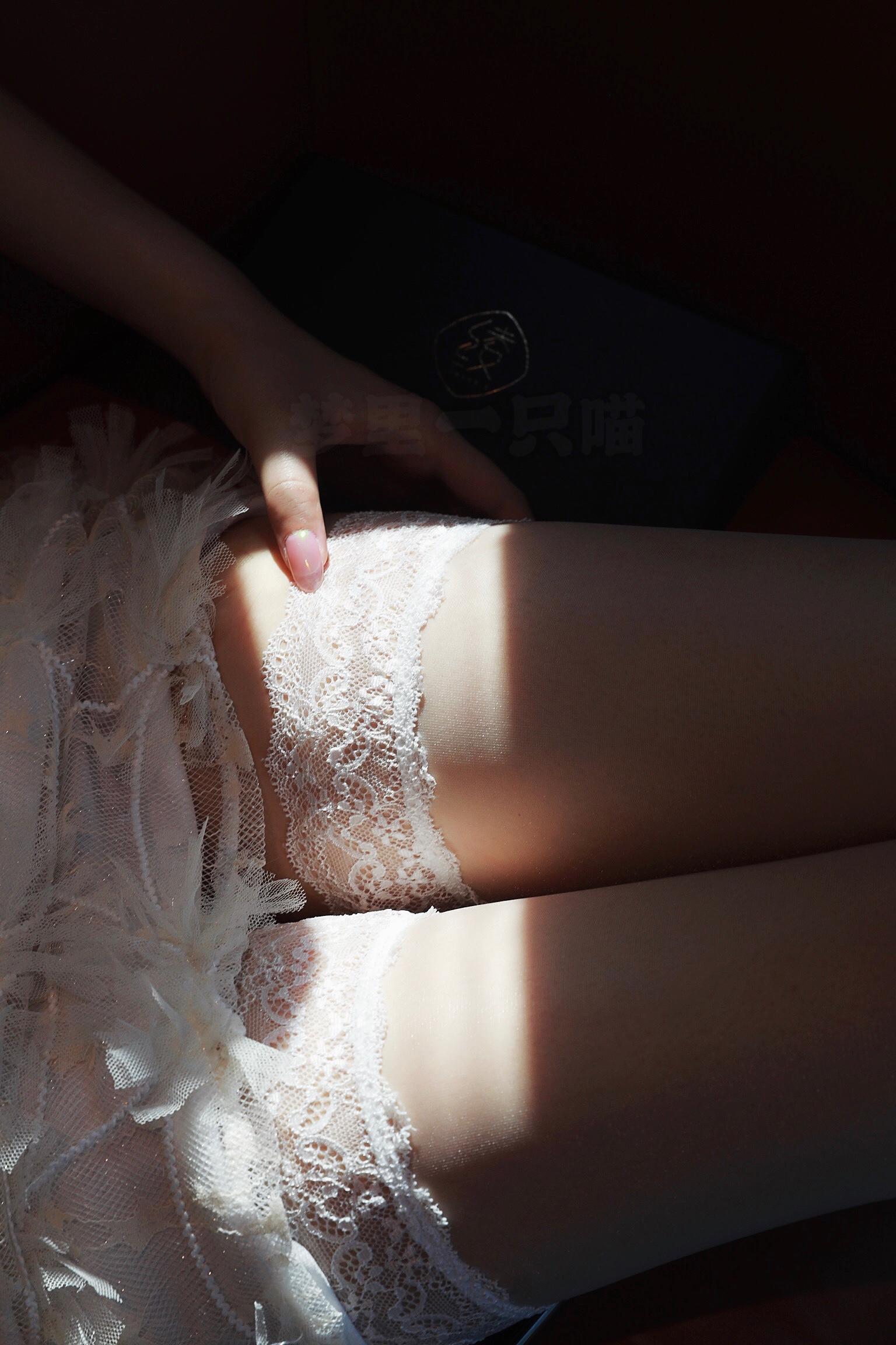 图片[50]-VALENTINO 超薄肤丝袜喵-COS世界