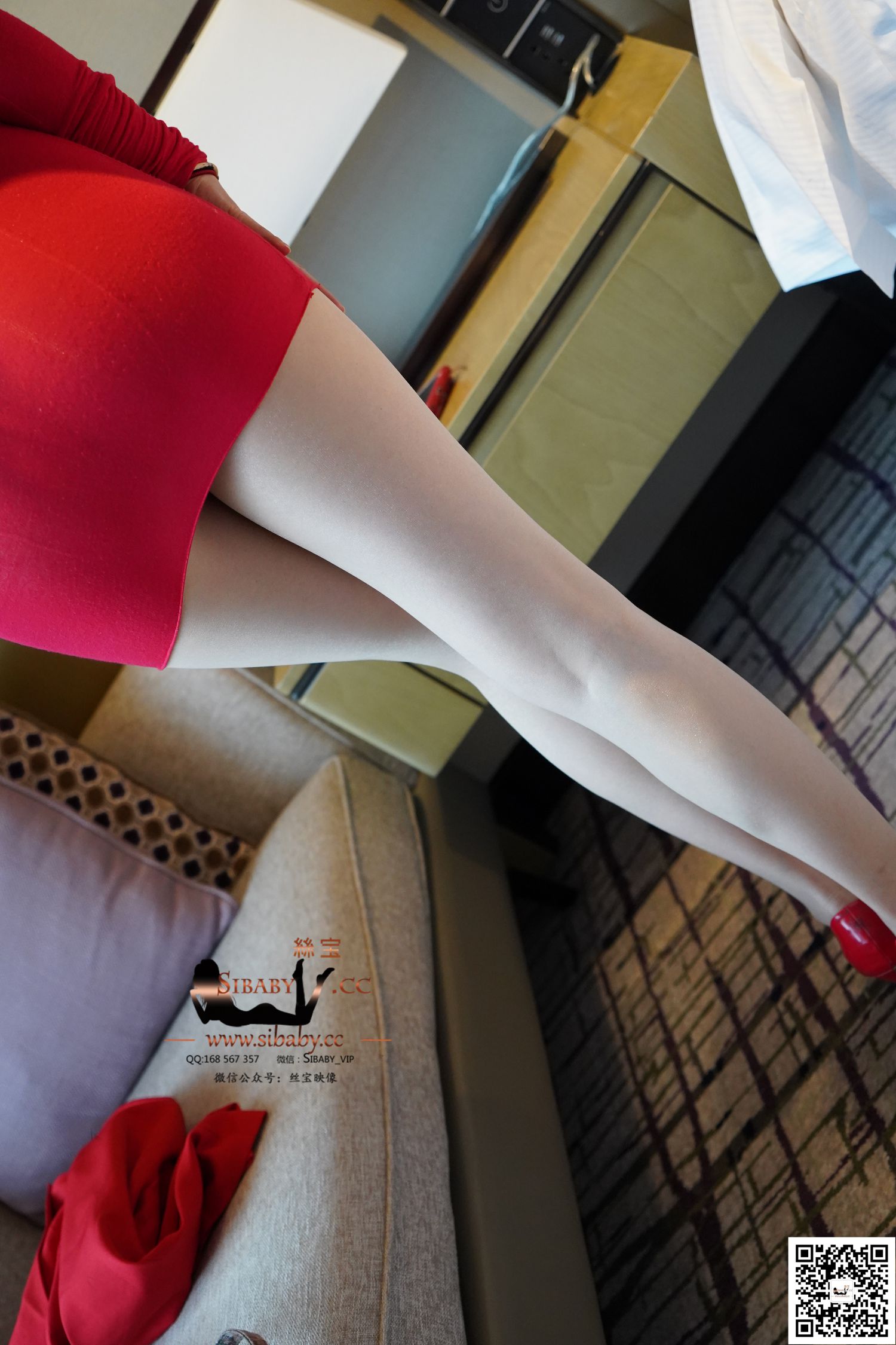 图片[4]-红裙亮丝美女技师-COS世界