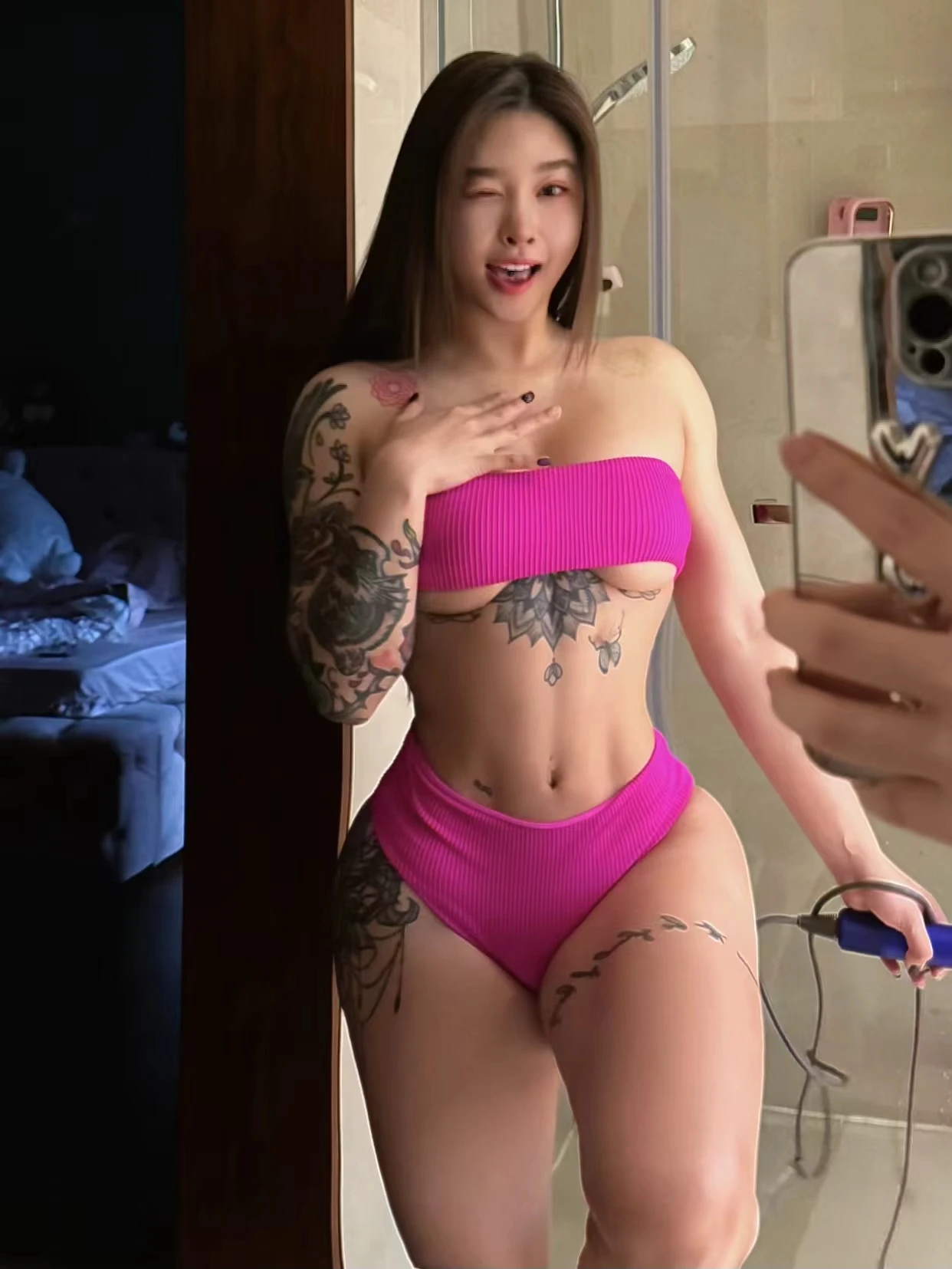图片[6]-玫瑰女人-COS世界