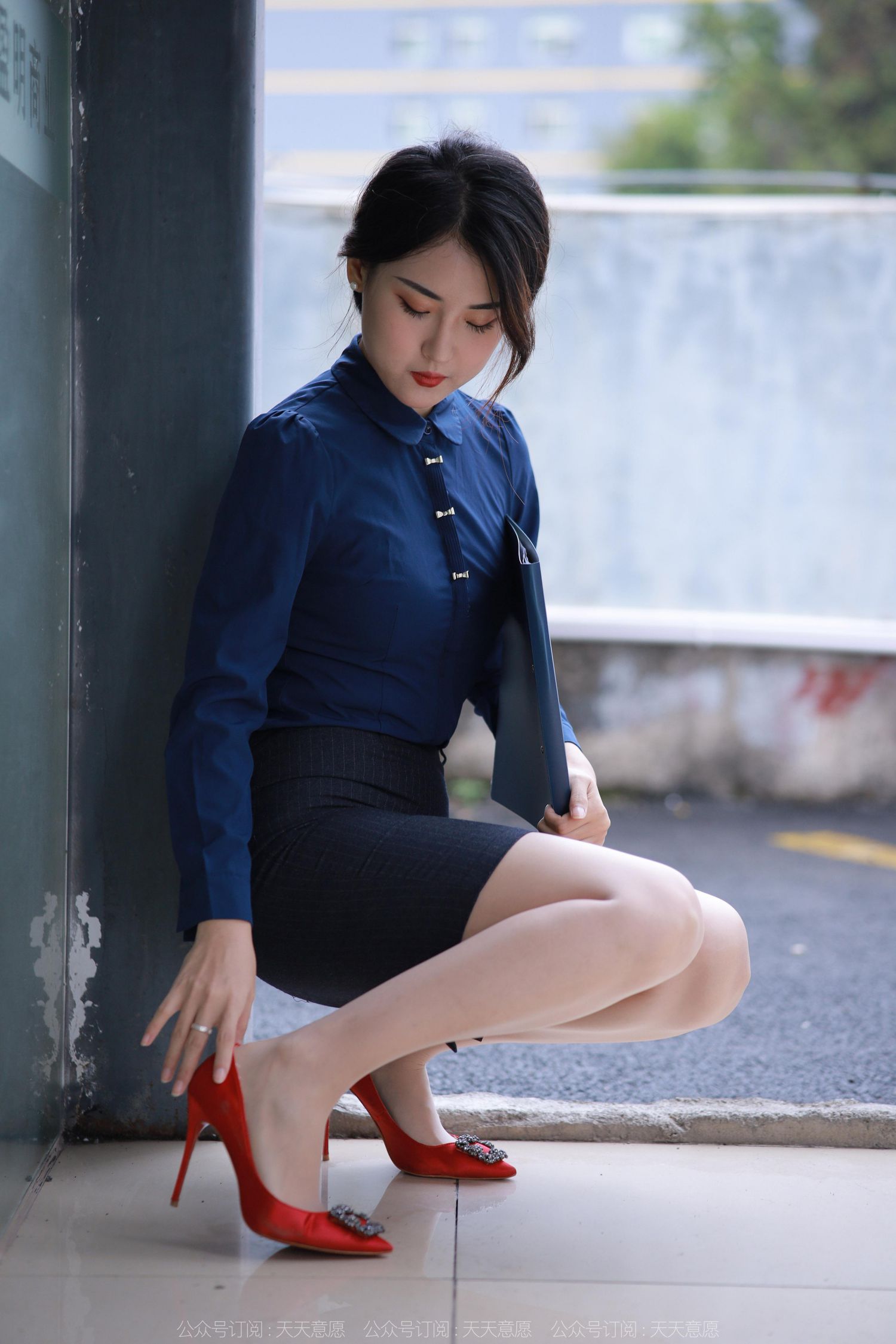 图片[2]-异思趣向 都市女白领-COS世界