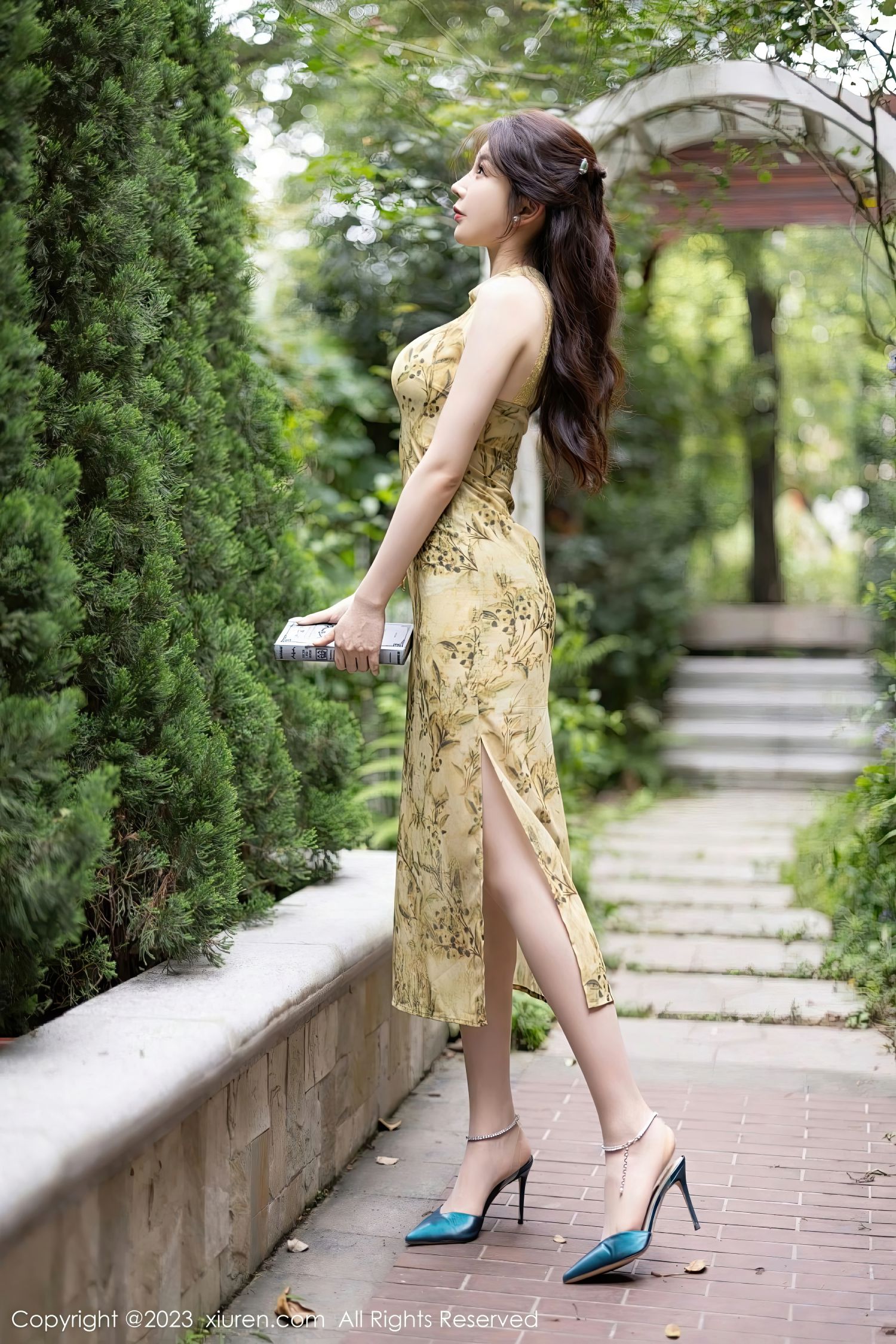 图片[4]-秀人网 No.7083 徐莉芝-COS世界